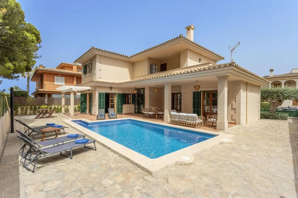 Villa Superior — Villa Martina