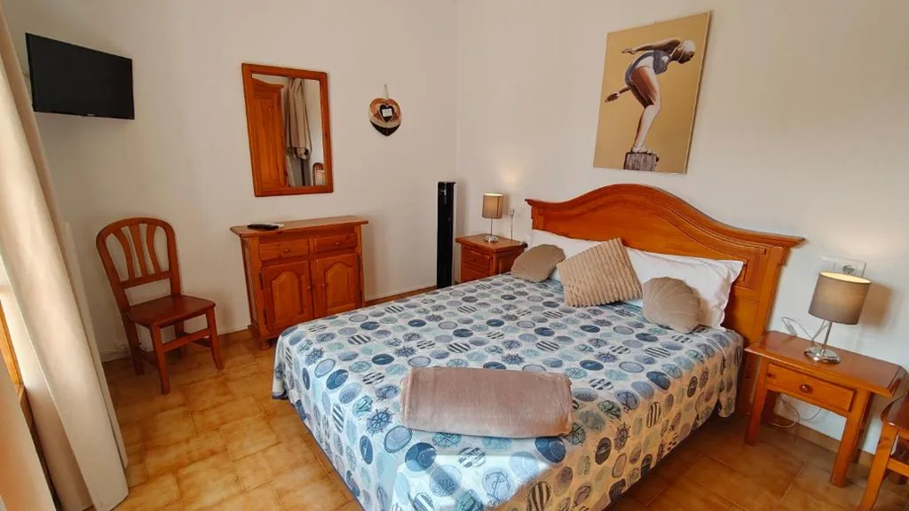 Habitación Doble con terraza — Villa Mercè Empúries