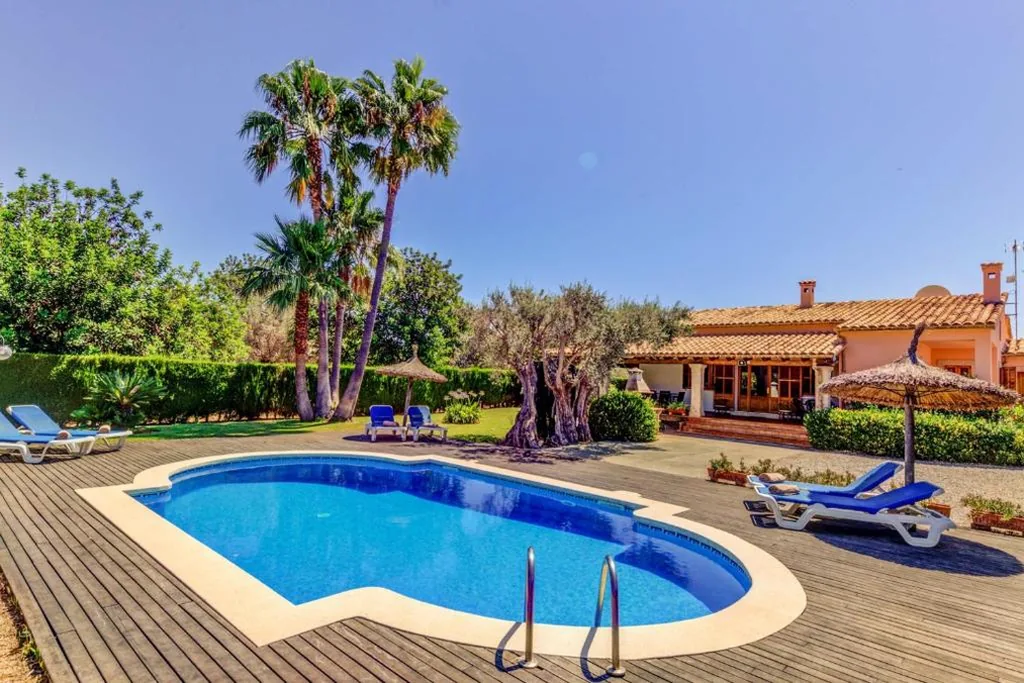 Villa con piscina privada — Villa Mimas by Sealand Villas