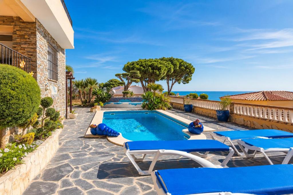 VILLA MIRAMAR