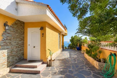 VILLA MIRAMAR — Foto 6