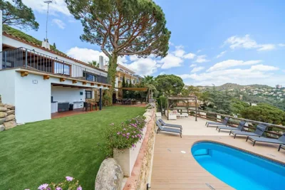 Villa Mitjorn Cala Canyelles — Foto 2