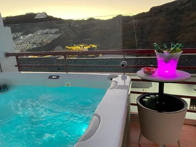 Villa Mogan Mall, con jacuzzi y PlayStation 5 — foto 2