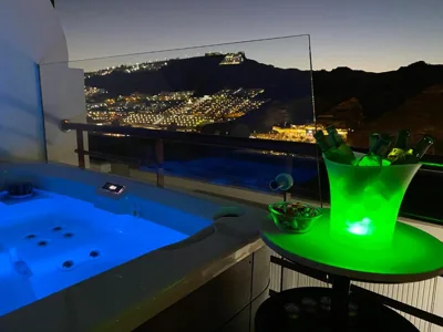 Villa Mogan Mall, con jacuzzi y PlayStation 5 — foto 8