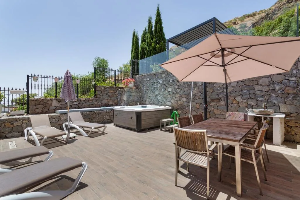 Villa mit Gartenblick — Villa Mogaren Naturaleza y Relax