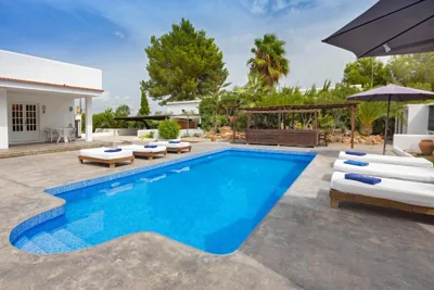 Villa near Ibiza Town Sleeps 10 — 照片 11