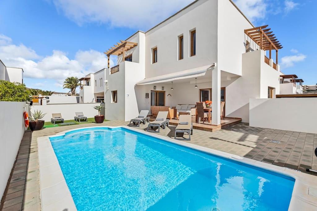 Villa Nica