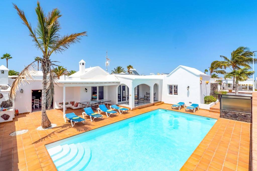 Villa Nino by Villa Plus