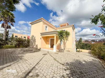 Villa Nosredna 5 Bedroom & Pool LES01 — foto 7