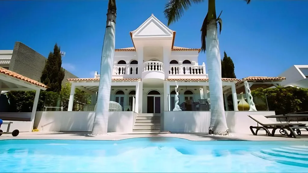 Villa con piscina privada — VILLA OCEAN PALM, HEATED Pool!