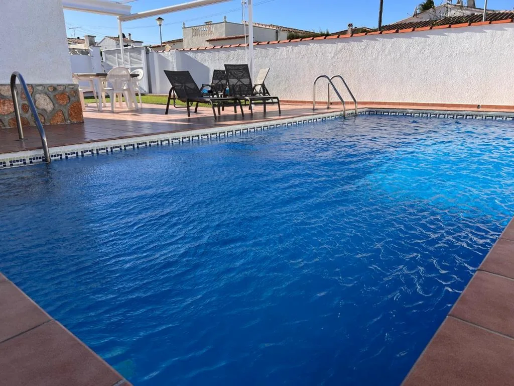Villa — Villa OM, Piscina Privada, Aire Acondicionado Free