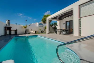VILLA ORCADES CLOSE TO TOWN CENTER POOL & A/C — Foto 3
