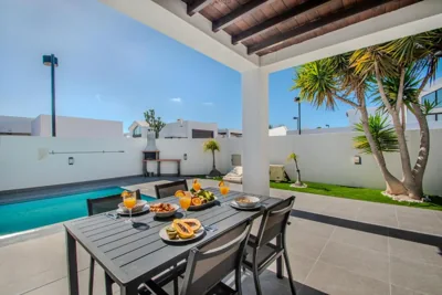 VILLA ORCADES CLOSE TO TOWN CENTER POOL & A/C — Foto 4