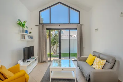VILLA ORCADES CLOSE TO TOWN CENTER POOL & A/C — Foto 5