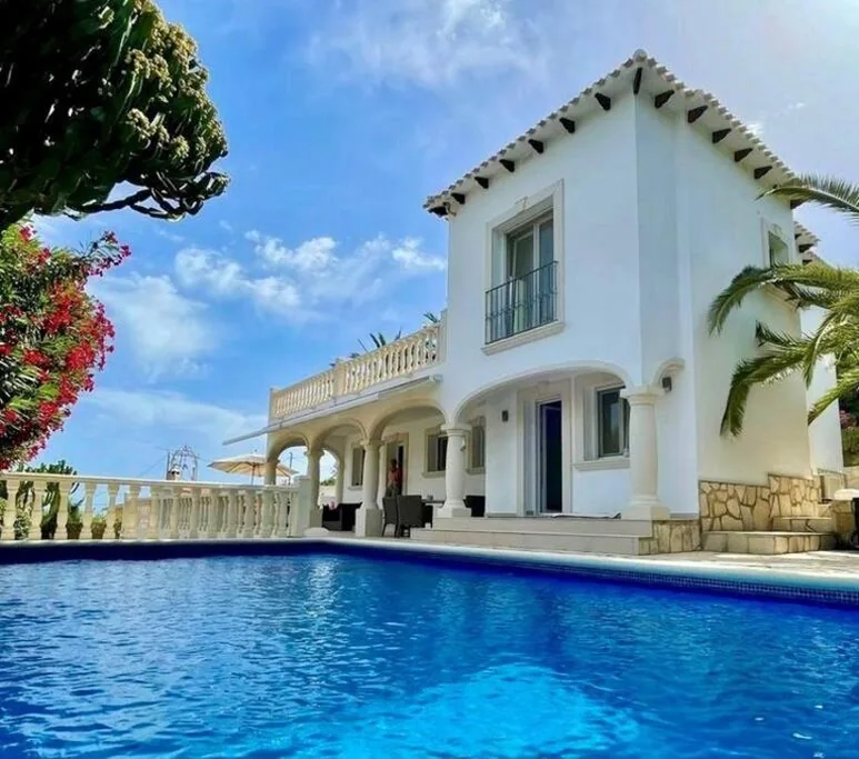 Villa de 3 dormitorios — Villa Orquidea - Luxury Sea View Villa with Private Pool