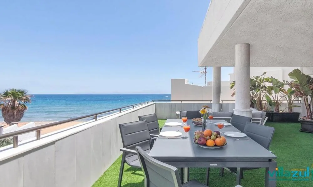 Villa — Villa Paca