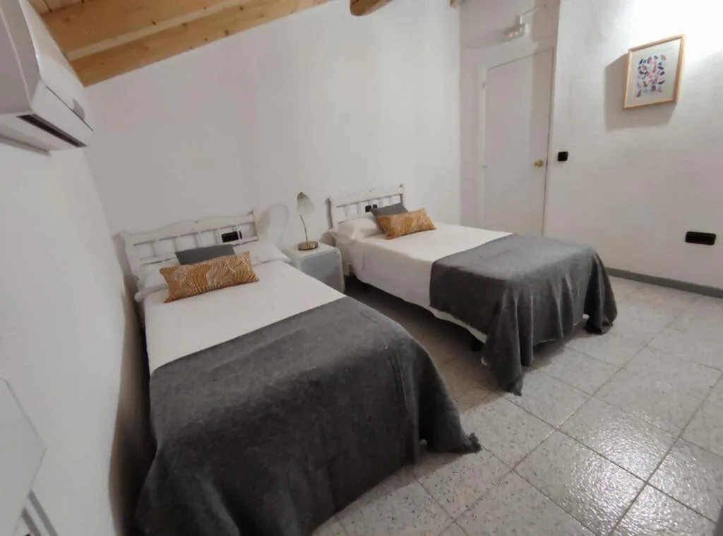Doppelzimmer mit 2 Betten — Villa Pachita (por habitaciones)