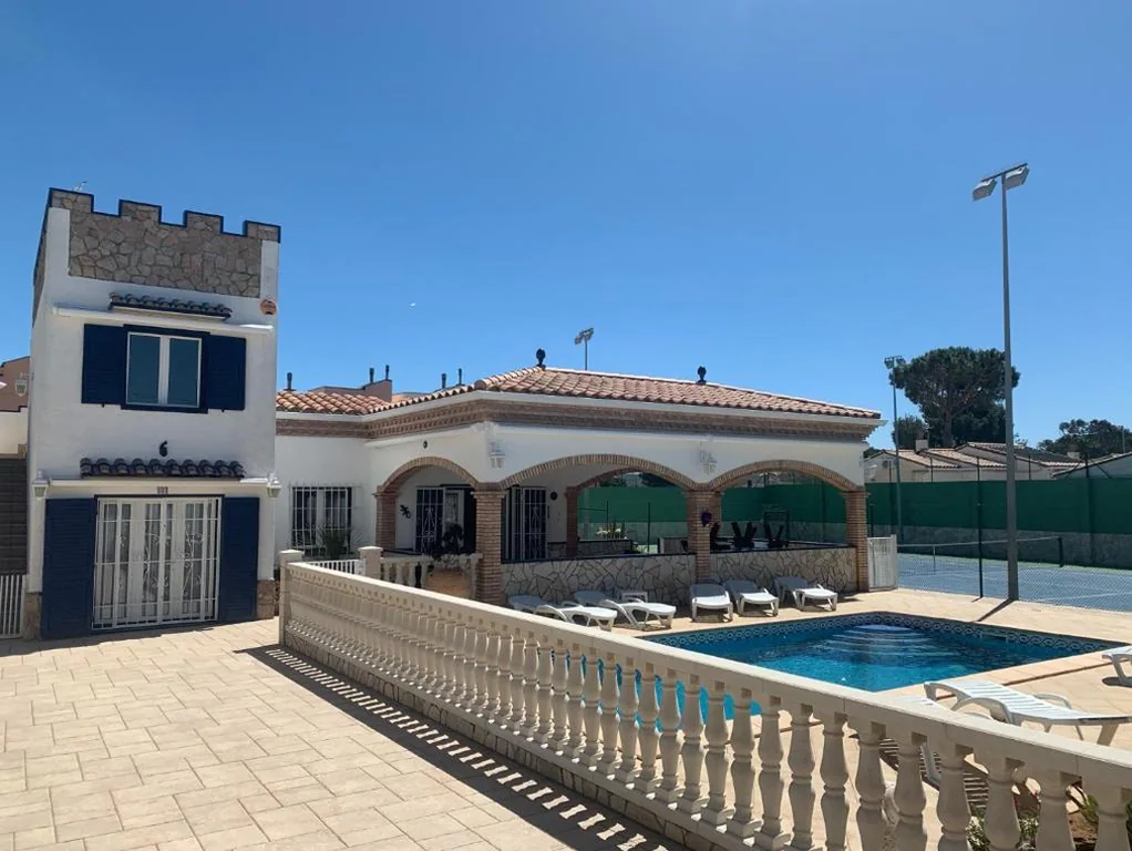 Villa — VILLA PALMERA - tennis privé