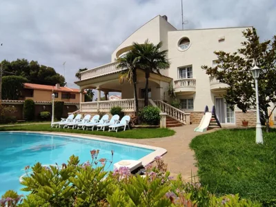 Villa Papa Luna especial familias numerosas — foto 4