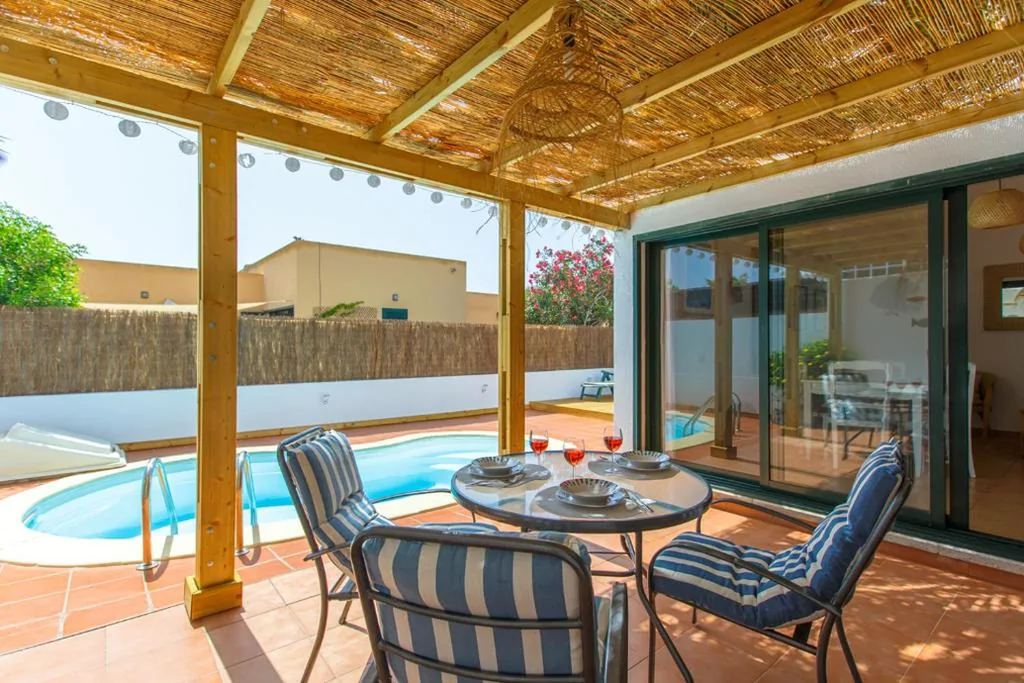 ベッドルーム1室のヴィラ — VILLA Paraiso del sol
