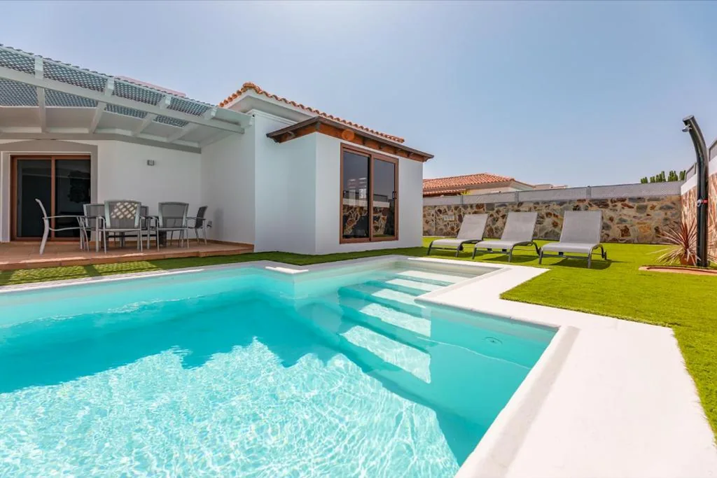 Villa de 3 dormitorios — Villa Paula's Dream Private Pool Corralejo By Holidays Home