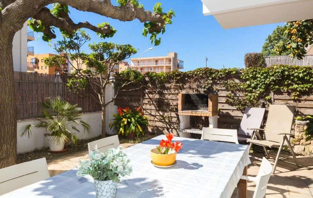 Casa Unifamiliar de 3 dormitorios — Villa Paula Trinidad