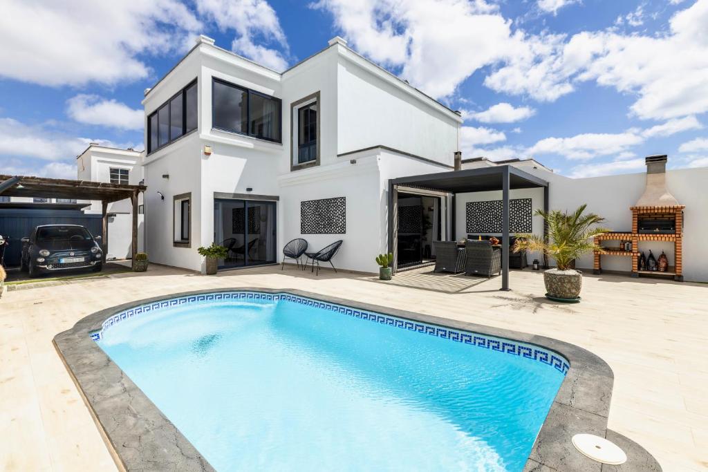 Villa Playa Blanca - Heated pool, AirCon en Playa Blanca