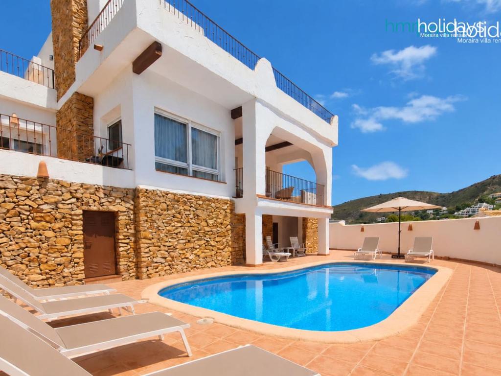 Villa Portina by HMR Holidays