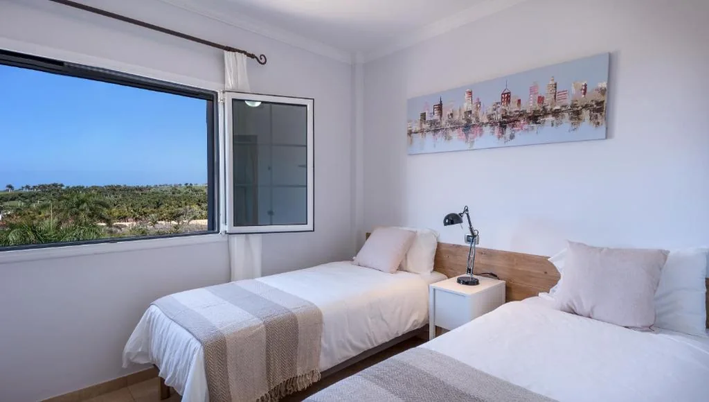 Villa, Private heated pool and jacuzzi .
