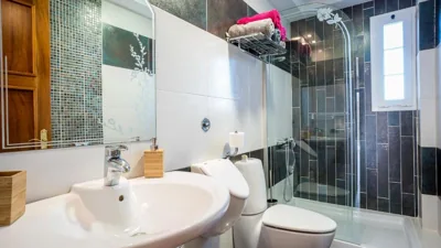 Villa, Private heated pool and jacuzzi . — foto 3