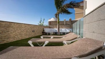 Villa, Private heated pool and jacuzzi . — foto 7