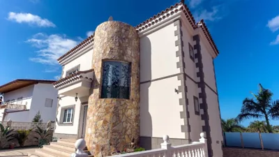 Villa, Private heated pool and jacuzzi . — foto 12