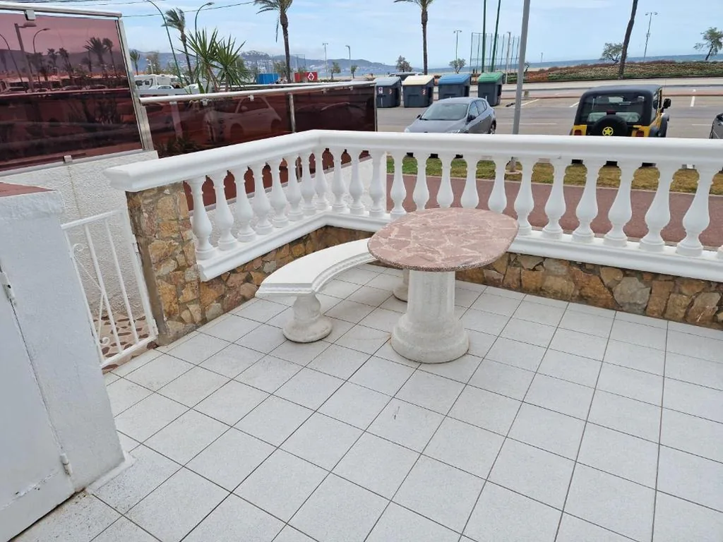貸別荘 — VILLA PROMENADE TERRACE.