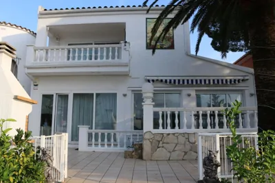 Villa Requesens on Canal — Foto 11