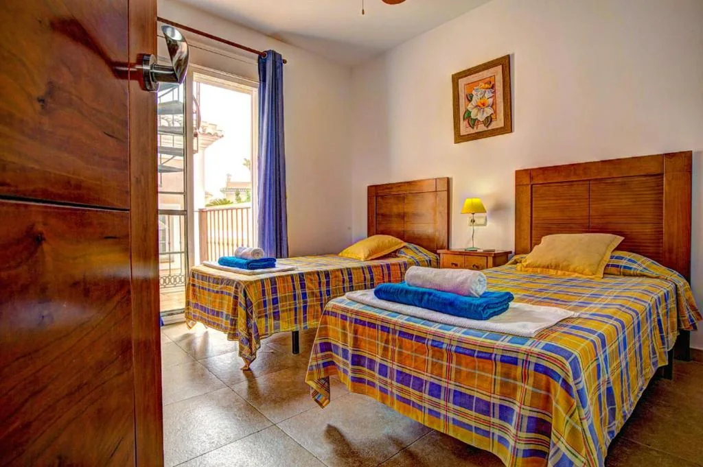 Villa Reyes