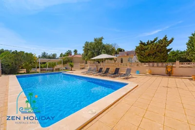 Villa Reyets 4 bed 3 bath Private Pool — foto 2