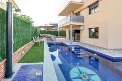 VILLA RIOJA with pool & mountain and sea view, ONLY FAMILYS — foto 4