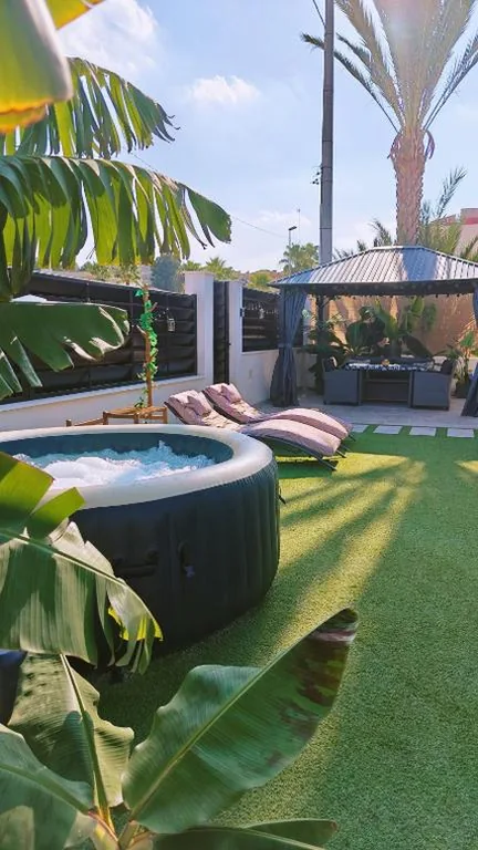一卧室别墅 — Villa romántica en Murcia con jacuzzi privado