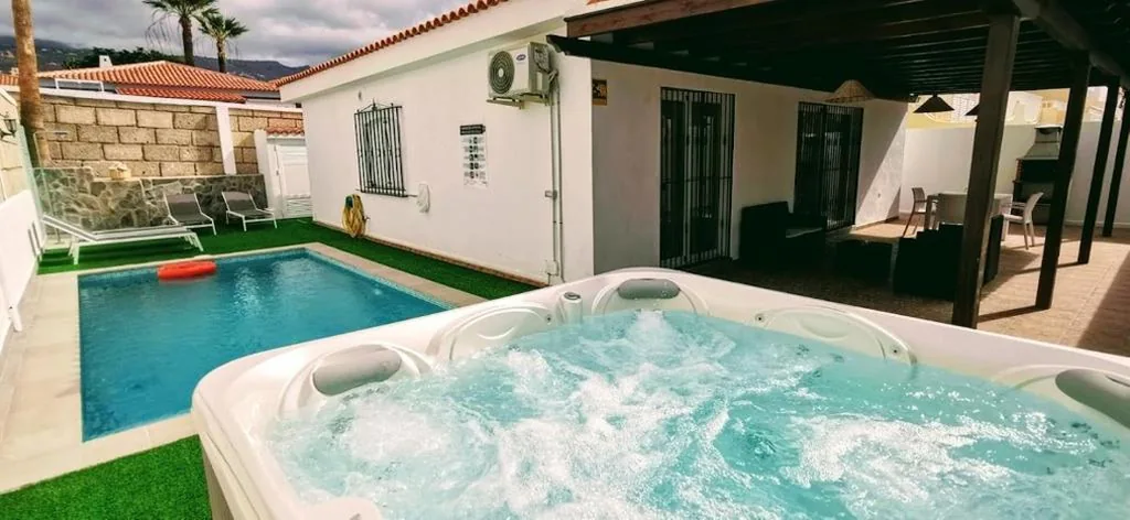 Villa mit 3 Schlafzimmern — Villa Rosa