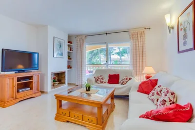 Villa Roser - Family only — foto 6
