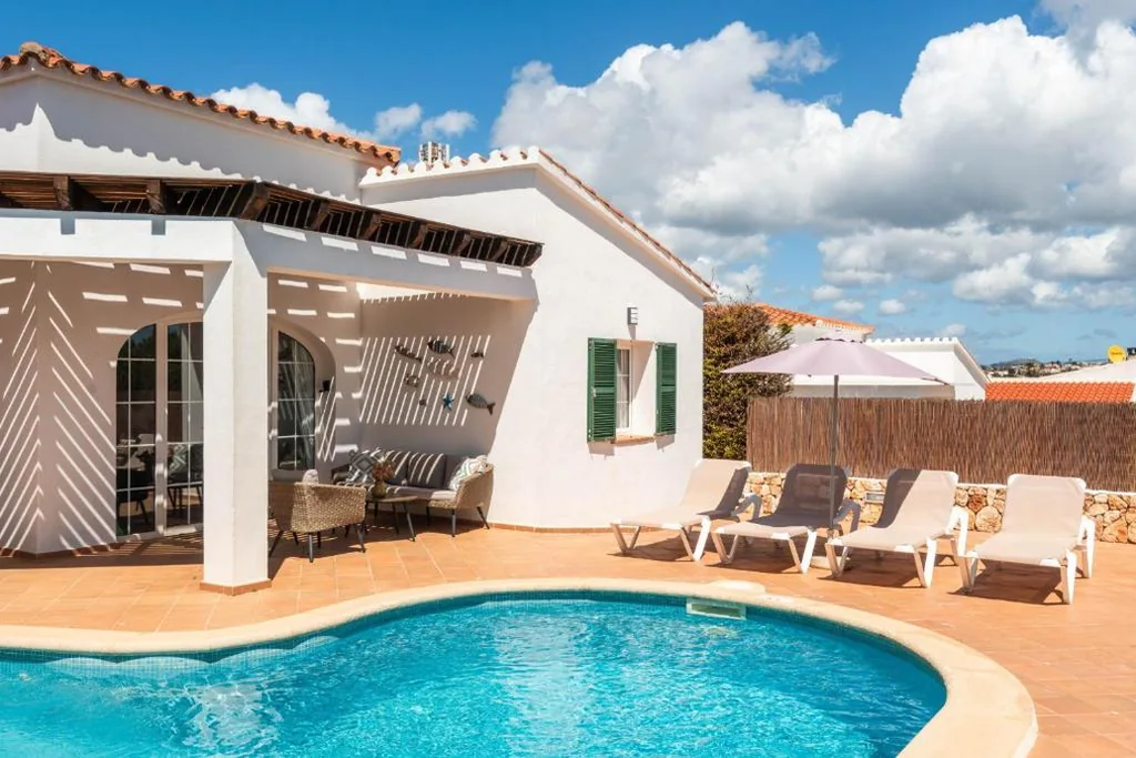 Villa — Villa Rouss by Escape Home