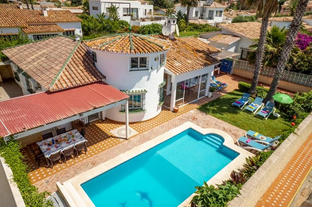 Villa — Villa Ruby