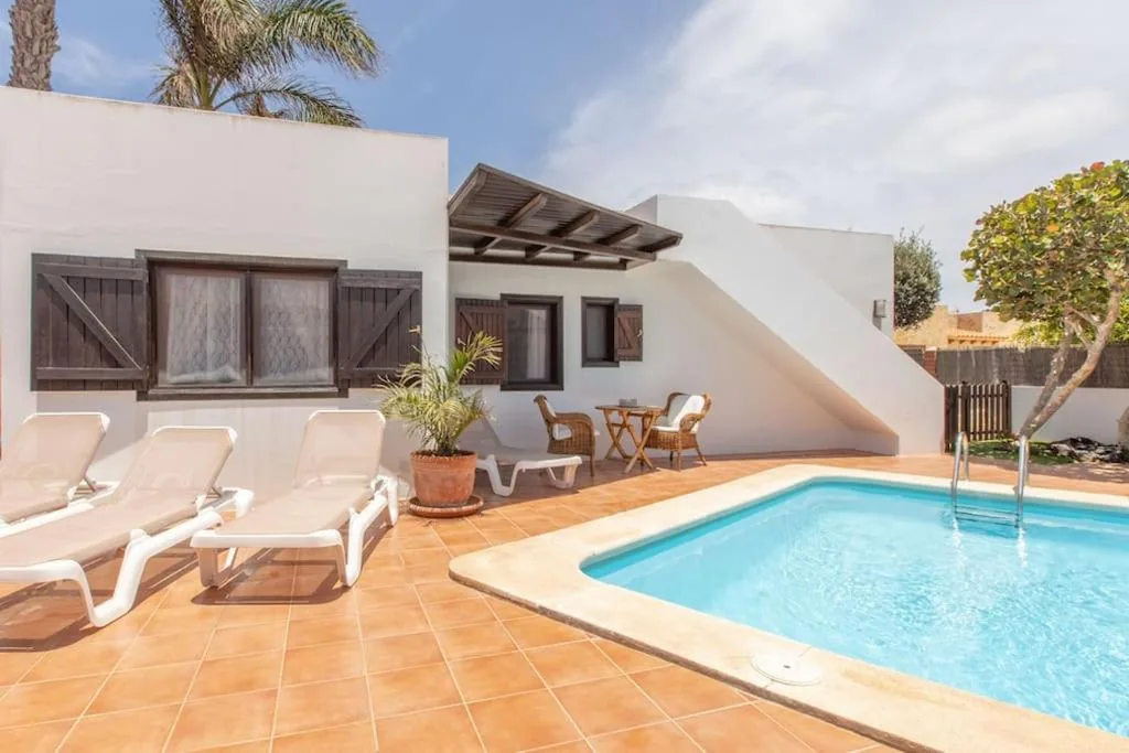 Moradia com 3 quartos — Villa Rustica -Heated Pool & Garden near the Beach