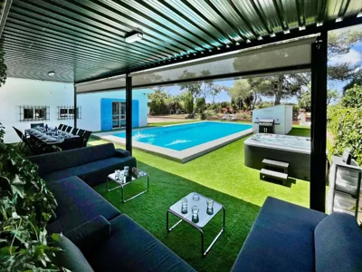 Villa San Patricio I Piscina Privada I Jacuzzi Spa I BBQ I PS5 I Aire Acon I 3000m2 I 5min-Centro — Foto 7