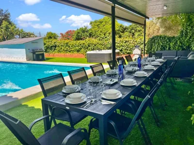 Villa San Patricio I Piscina Privada I Jacuzzi Spa I BBQ I PS5 I Aire Acon I 3000m2 I 5min-Centro — Foto 8