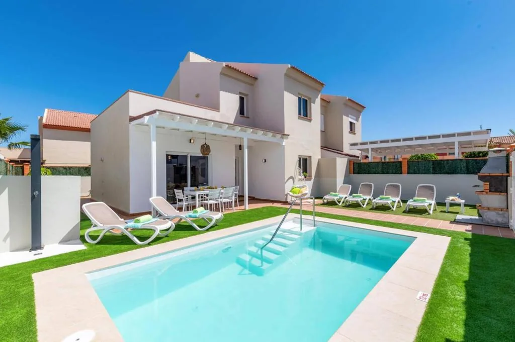 Villa — Villa Sara by Villa Plus