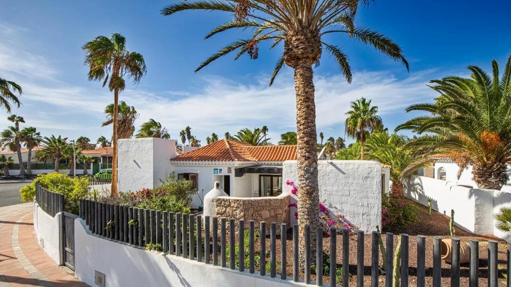 Villa con 4 camere da letto — Villa Sávila