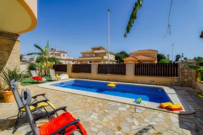 Villa Serendipity con piscina privada con juego de salon 10 Pax HHH — foto 4