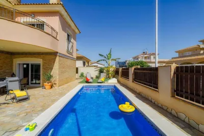 Villa Serendipity con piscina privada con juego de salon 10 Pax HHH — foto 10
