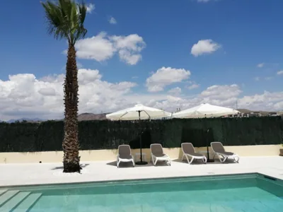 Villa - Sleeps 4 - Pool - Patio - Parking — foto 7